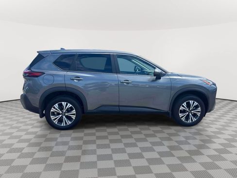 Used 2023 Nissan Rogue SV AWD/4WD image 3