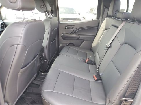 Used 2024 Chevrolet Colorado LT w/ LT Convenience Package III image 11