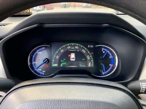 Used 2024 Toyota RAV4 XLE w/ Convenience Package image 25