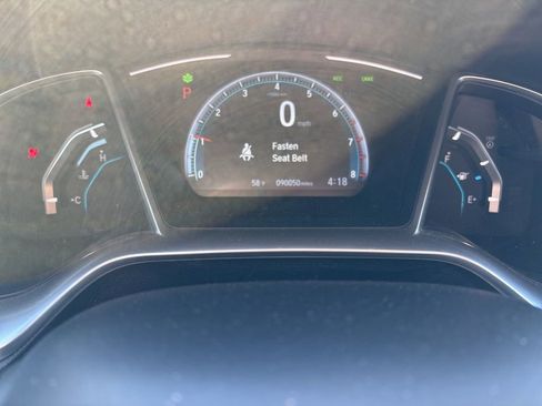 Used 2018 Honda Civic Touring image 7