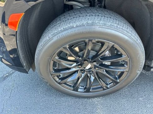 Certified 2023 Cadillac Escalade ESV Sport w/ LPO, ONYX Package AWD/4WD image 11