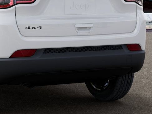 New 2026 Jeep Compass Latitude AWD/4WD image 13
