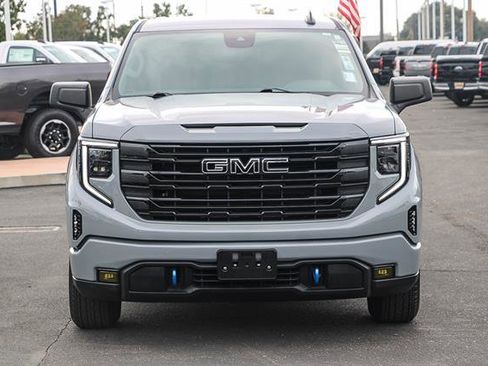 Used 2024 GMC Sierra 1500 Elevation image 6