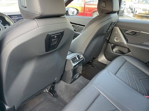 Certified 2026 BMW 530i xDrive w/ M Sport Package image 8