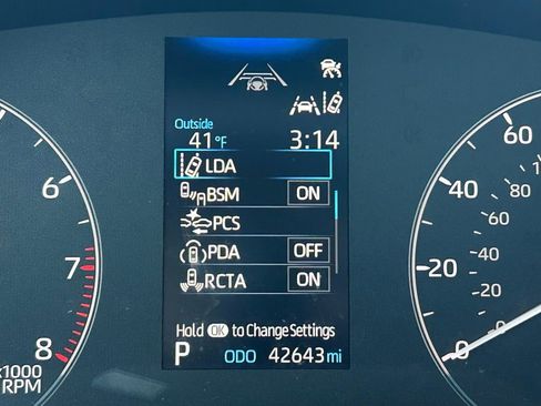 Certified 2023 Toyota Corolla LE image 22