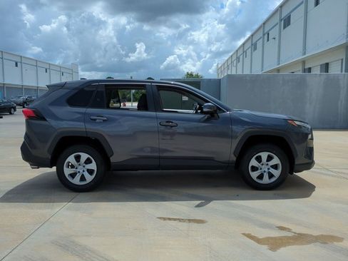Used 2023 Toyota RAV4 LE FWD image 4