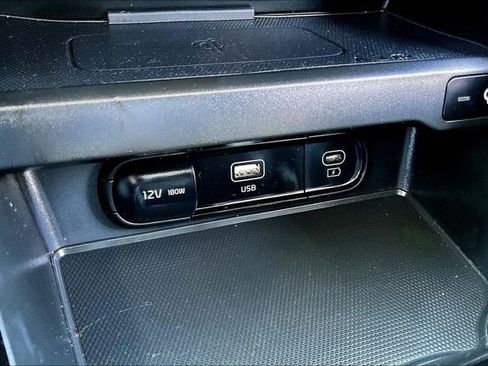 Used 2024 Kia Soul EX image 15