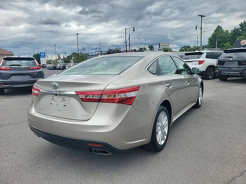 Used 2014 Toyota Avalon XLE FWD image 5