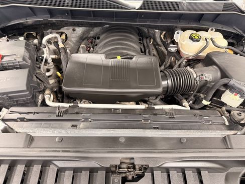 Used 2019 Chevrolet Silverado 1500 Custom Trail Boss w/ Custom Convenience Package image 35