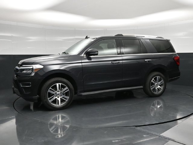 Used 2024 Ford Expedition Limited AWD/4WD image 9