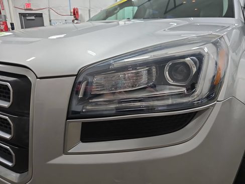 Used 2017 GMC Acadia Limited SLT FWD image 35
