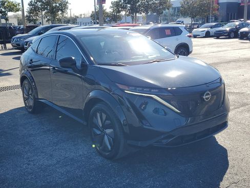 Certified 2023 Nissan Ariya ENGAGE image 3