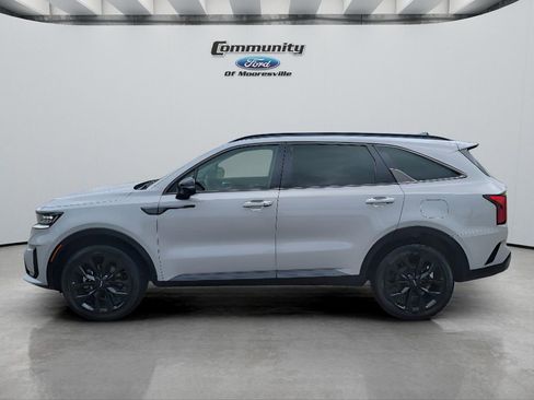 Used 2023 Kia Sorento SX image 5