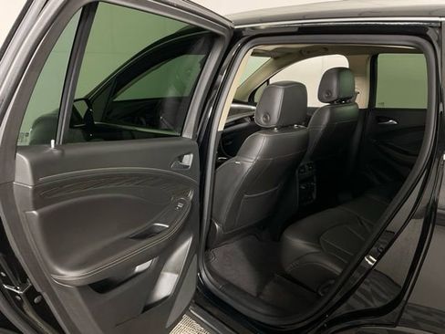 Used 2018 Buick Envision Essence image 35