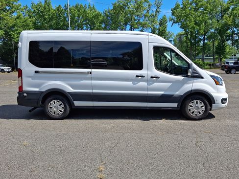 Certified 2024 Ford Transit 350 XLT RWD image 8