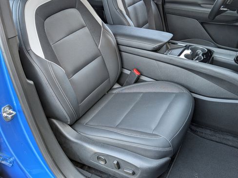 Used 2024 Chevrolet Blazer EV LT image 21