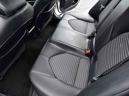 Certified 2022 Toyota Camry SE image 14