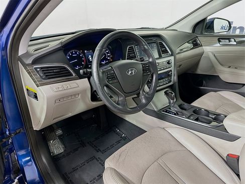 Used 2015 Hyundai Sonata Limited w/ Option Group 05 image 10