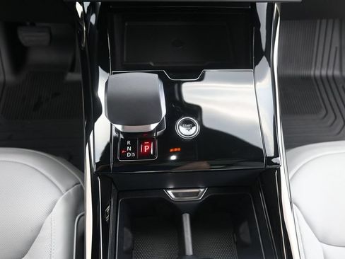 New 2027 Land Rover Range Rover Sport SE AWD/4WD image 28