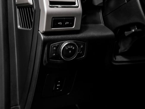 Used 2016 Ford F150 Lariat w/ Equipment Group 501A Mid image 29