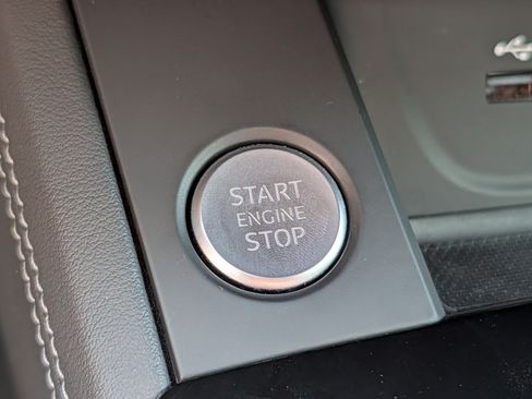 Used 2024 Audi A4 2.0T Premium Plus AWD/4WD image 28