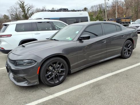 Used 2021 Dodge Charger R/T w/ Blacktop Package image 2