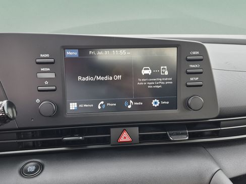 New 2026 Hyundai Elantra SEL Sport FWD image 24