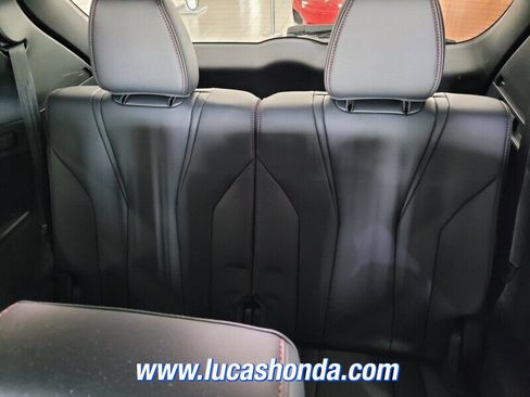 Used 2022 Acura MDX A-Spec image 9