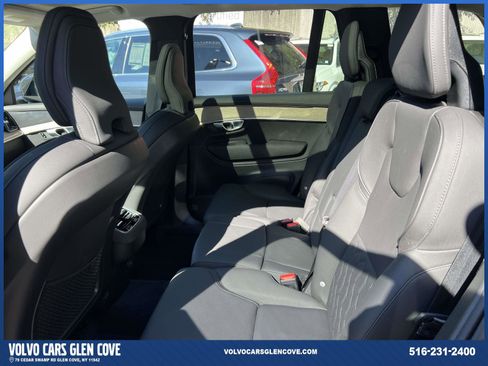 Used 2025 Volvo XC90 B6 Plus image 8