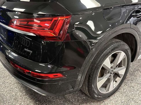 Used 2023 Audi Q5 2.0T Premium w/ Convenience Package image 9