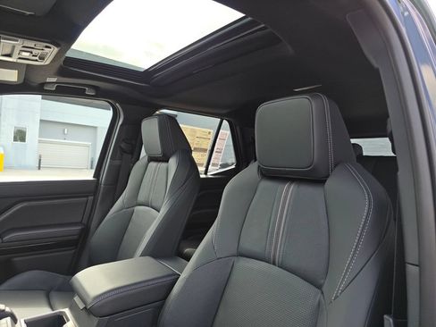 New 2026 Toyota 4Runner Limited AWD/4WD image 23