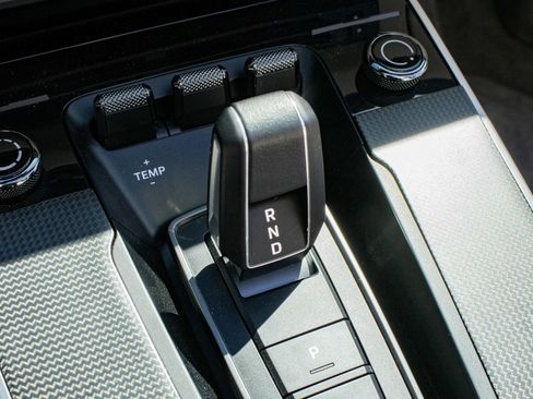 Used 2022 Porsche 911 Turbo S image 48