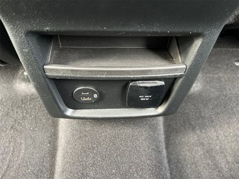 Used 2022 Ford Edge SEL w/ Convenience Package image 32