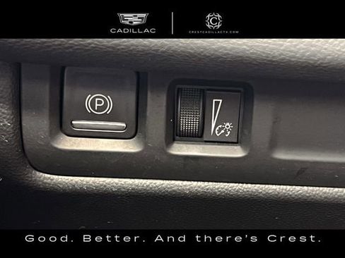 Used 2024 Cadillac XT4 Premium Luxury image 24