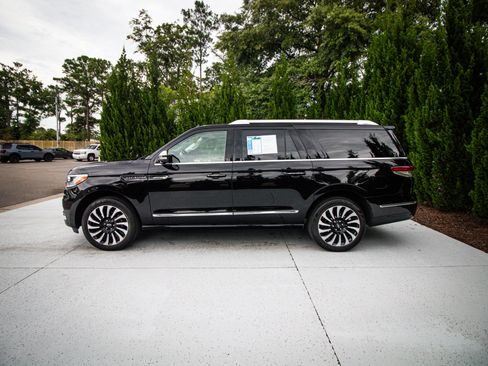Used 2024 Lincoln Navigator L Black Label AWD/4WD image 7