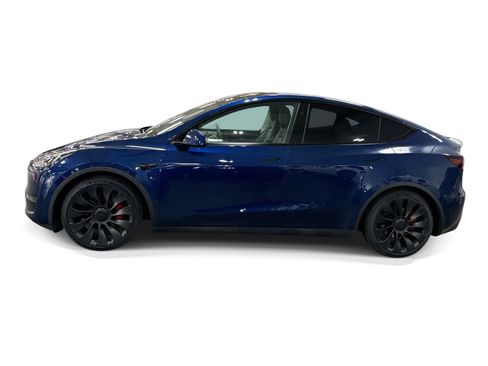 Certified 2023 Tesla Model Y Performance AWD/4WD image 3