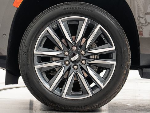 Used 2021 Cadillac Escalade Sport Platinum w/ Heavy-Duty Trailer Package AWD/4WD image 10