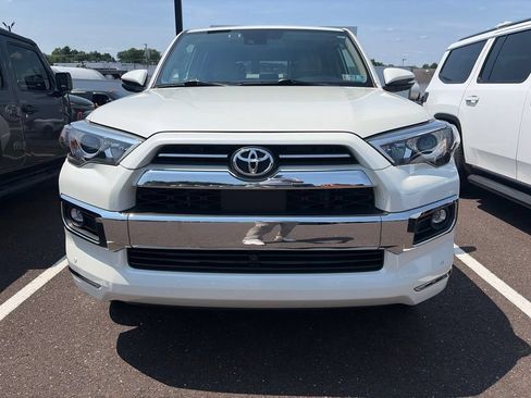 Used 2023 Toyota 4Runner Limited AWD/4WD image 2