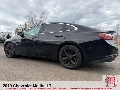 Used 2019 Chevrolet Malibu LT image 4