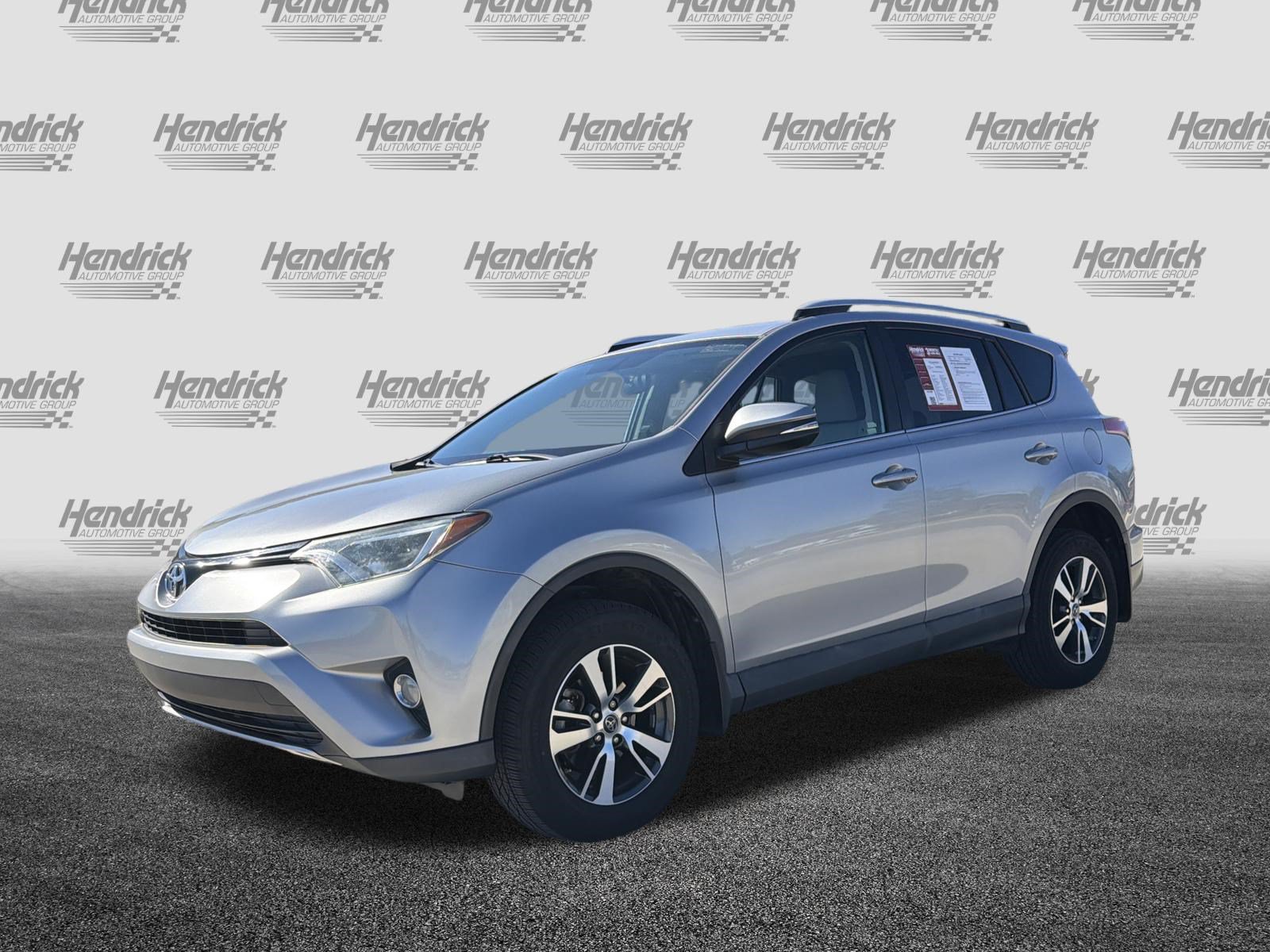 Used 2016 Toyota RAV4 XLE FWD image 5