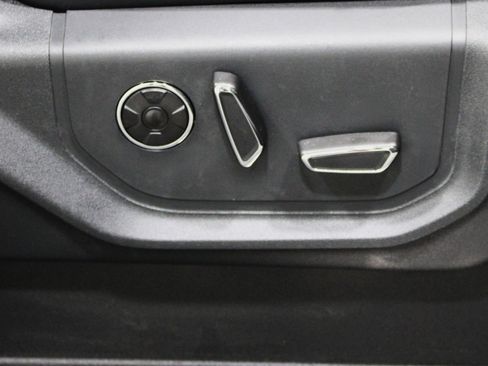 Used 2022 Ford F350 Platinum AWD/4WD image 28