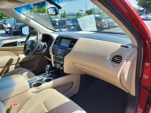Used 2016 Nissan Pathfinder SV w/ Cargo Package FWD image 15