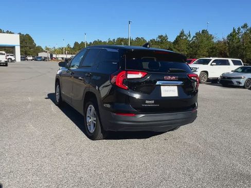 Used 2024 GMC Terrain SLE image 7