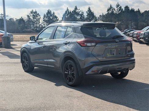 Used 2024 Nissan Kicks SR image 5