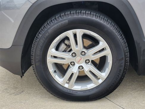 Used 2019 GMC Terrain SLE image 10