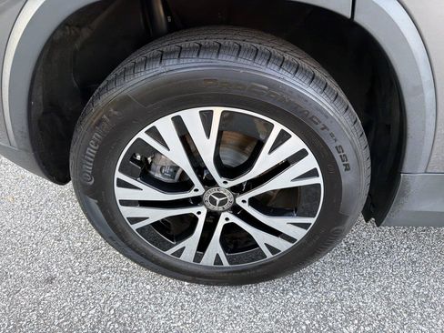 Used 2025 Mercedes-Benz GLA 250 4MATIC image 15