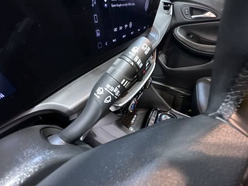 Used 2024 Buick Encore GX Sport Touring w/ Advanced Technology Package image 19