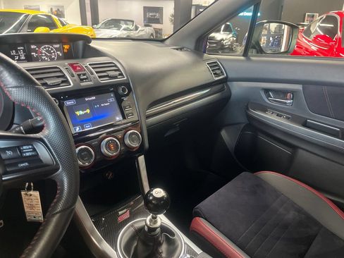 Used 2016 Subaru WRX STI AWD/4WD image 34