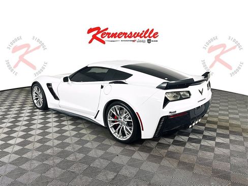 Used 2015 Chevrolet Corvette Z06 image 5