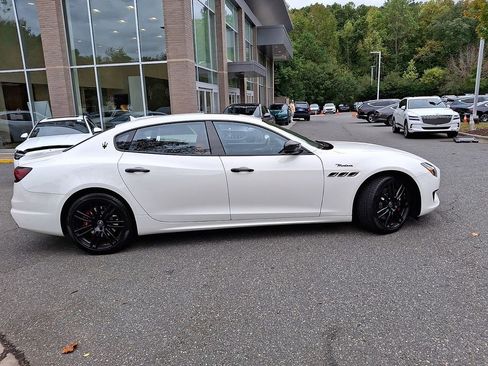 Certified 2022 Maserati Quattroporte Modena Q4 image 9